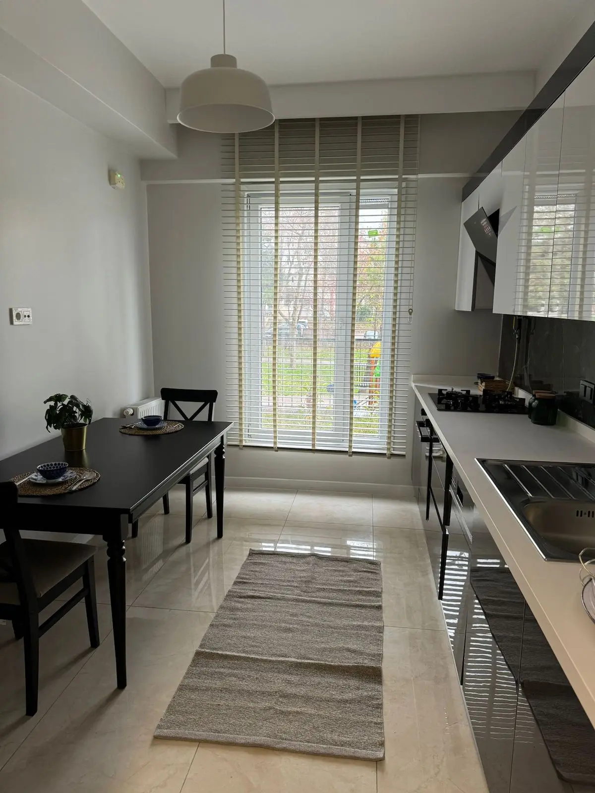 Fitted kitchen